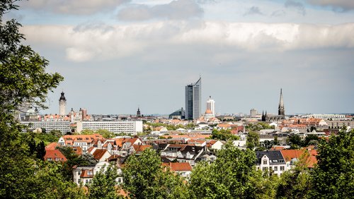 Blick über Leipzig: In den vergangenen Jahren sank die Zahl der inserierten Mietwohnungen hier besonders stark.