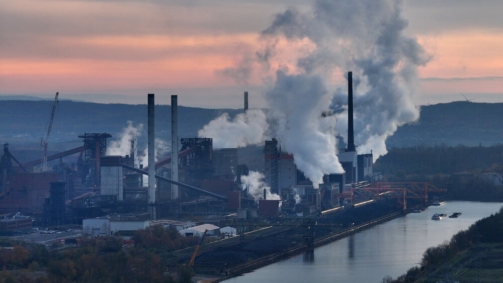 Die deutsche Wirtschaft wächst, weil der Staat mehr investiert. Die deutsche Wirtschaft wächst, weil der Staat mehr investiert.